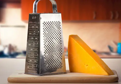 Box cheese grater