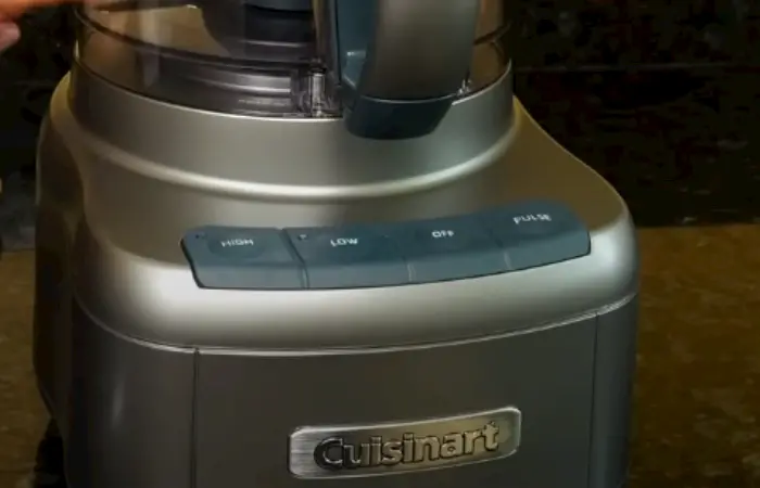 Cuisinart food processor buttons