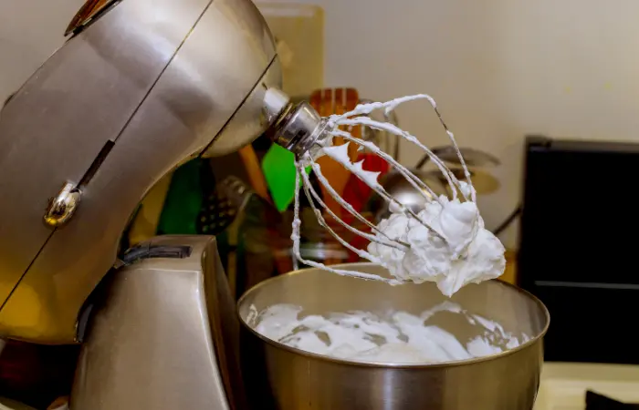Whipping egg whites in stand mixer
