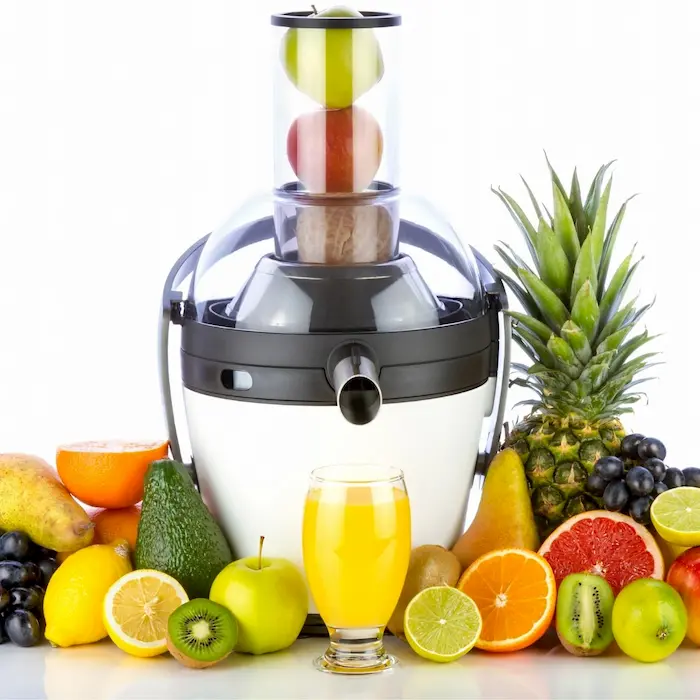 Centrifugal Juicer with fruits